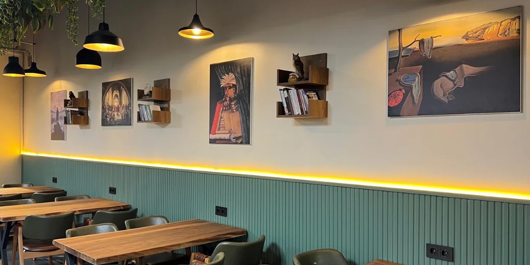 Bayku� Kafe K�t�phane Mekan